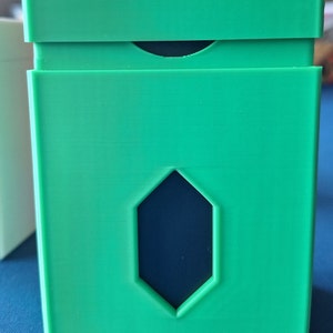 Playing card box for standard card sizes including sleeves image 2