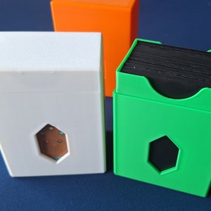 Playing card box for standard card sizes including sleeves image 3