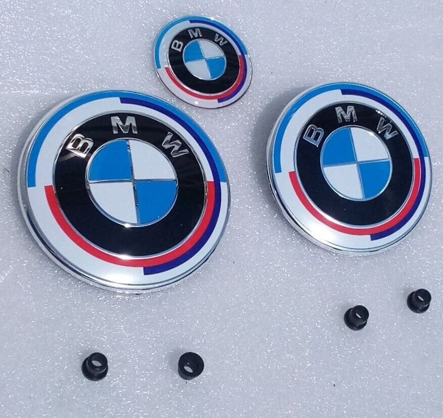 BMW E24 Plakette Emblem Heckklappe 1872329  Bavaria Car Parts - BMW  Gebrauchtteile zu fairen Preisen