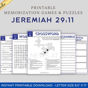 Op de afbeelding: Een bundel afdrukbare geheugenspellen en puzzels met de tekst "JEREMIAH 29:11". De bundel bevat een kruiswoordraadsel, een woordzoeker en invulpagina's. De tekst "DIRECTE PRINTBARE DOWNLOAD - LETTER FORMAAT 21,6 cm x 27,9 cm" is ook zichtbaar.