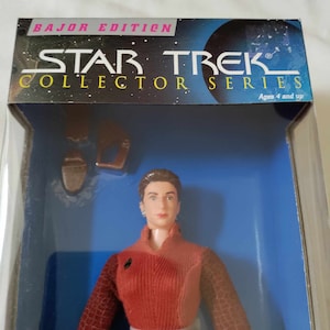 Vintage 1997 Star Trek Bajor Edition Collector series edition Major Kira Nerys Playmates large action figure