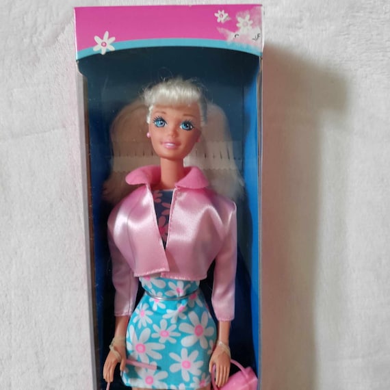 Vintage 1996 Chic Barbie With Sunglasses, Purse, and Shoes - Etsy