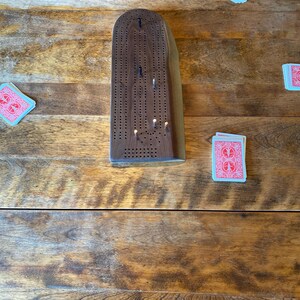 Tablero de cribbage hecho a mano, cultivado y fabricado en Vermont