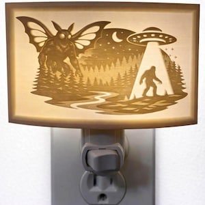 Big Foot Mothman UFO Night Light - Cryptid Folklore Gifts Moth Man Sasquatch Mythical Creature Paranormal Folk Horror- 3D Printed Lithophane