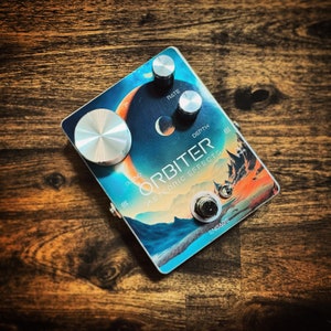 METEORIC EFFECTS Orbiter Chorus/Modulation Guitar Effect Pedal