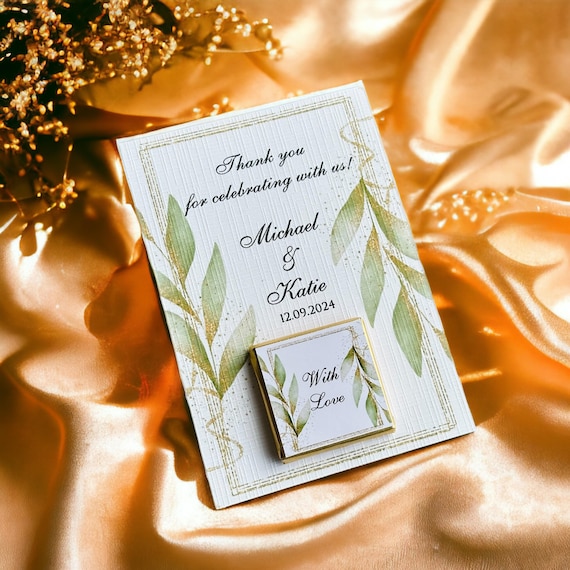 50 Chocolate with Card Favors, Wedding Chocolate Favors for Guest, Custom Chocolate Bar, Gold or Silver Milk Chocolate, Wedding Table Decor