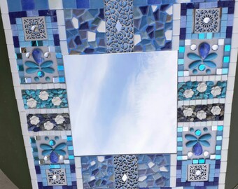 SAINT-TROPEZ model - original and sophisticated mosaic mirror