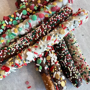 Chocolate Covered Pretzel - Party Favor - Christmas Chocolate Covered Pretzel - Client Gifts - Family Gifts - Stocking Stuffer