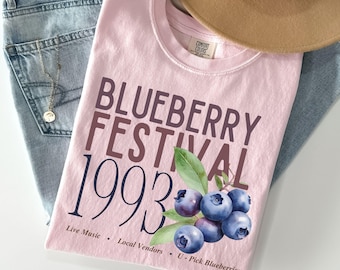 Blueberry Shirt, Fruit Shirt, Vintage Fruit Shirt, Blueberry Shirts, Gift for Berry Lover, Plant Lover Gift, Gardening Shirt, Gift For Her
