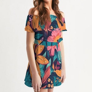 Womens Summer Dresses, Flower Print Dress,  Night Out Dress, Brunch Dress, Tropical Vacation Wear, Floral Print Wedding Guest Dress