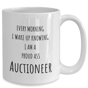 Auctioneer mug, fast talker, auction, art auction, estate sales, pickers, yard sales. property, fast speaker