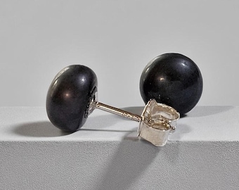 Pendientes de perla de agua dulce negra: plata de ley, 8 mm