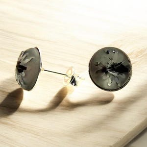 Black crystal studs . Swarovski . Crystal stud earrings. Crystal studs . Round studs . Sterling silver 925