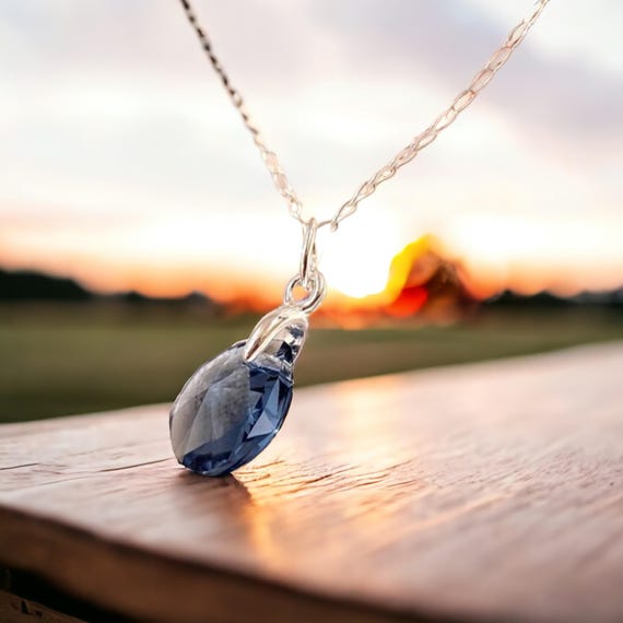 デニムブルー スワロフスキークリスタルネックレス：スターリング