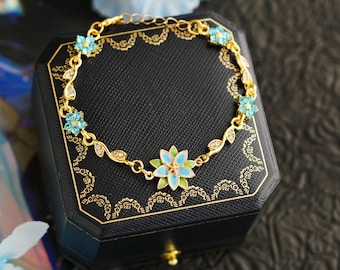 Zelda bracelet ,silent princess Inspired Bracelet, gold plated Glass Beads,Link bracelet,LOZ bracelet,BOTW bracelet,anime bracelet,loz gift