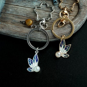 Zelda Glow in the Dark  keychain Zelda Navi  Keychain