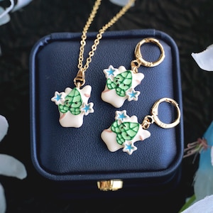Zelda korok earrings,Zelda earrings,Loz earrings,zelda jewelry,zelda necklace,anime necklace,zelda fan gift,LOZ gift ,korok necklace
