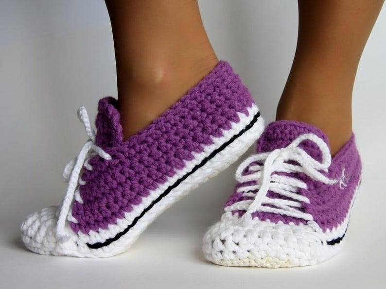 crochet slipper pattern

home sock pattern

crochet sneaker

adult slipper pattern

chunky yarn pattern

easy crochet gift

slippers PDF

shoes pattern

sport sock pattern

womens slipper pattern

mens slipper pattern

shoe style slipper