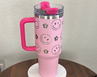 Stanley Dupe, 40 Oz Smiley Water Cup, 40 Oz Tumbler, Preppy Water Bottle,  Smiley Stanley Cup, Preppy Insulated Tumbler, Tumbler With Straw 