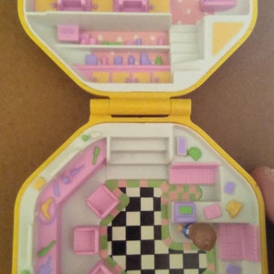 Polly Pocket kapsalon compleet afbeelding 3