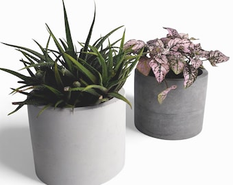 Kvety - Waterproof concrete planter Ø=12 cm | Flower pot | Planter | Grey & Anthracite | Handworkz
