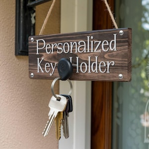 Personalized Key Holder Design: STL File for 3D Printing