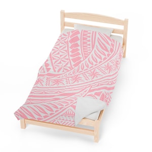 Pink Polynesian Plush Blanket, Cozy Soft Throw