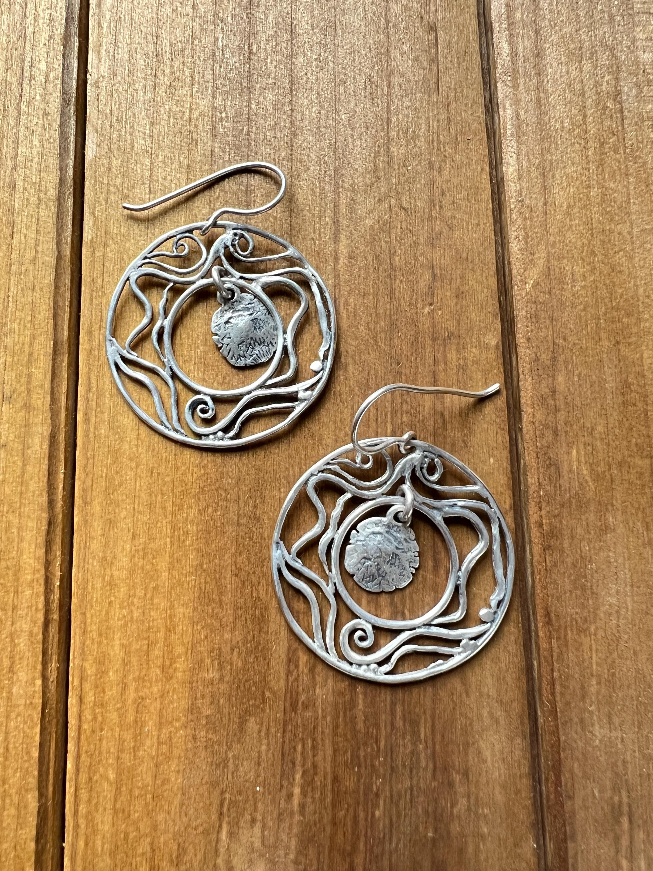 Retired Silpada Rare Woven Swirl Disc Earrings, HTF Sterling Silver Ornate Dangl