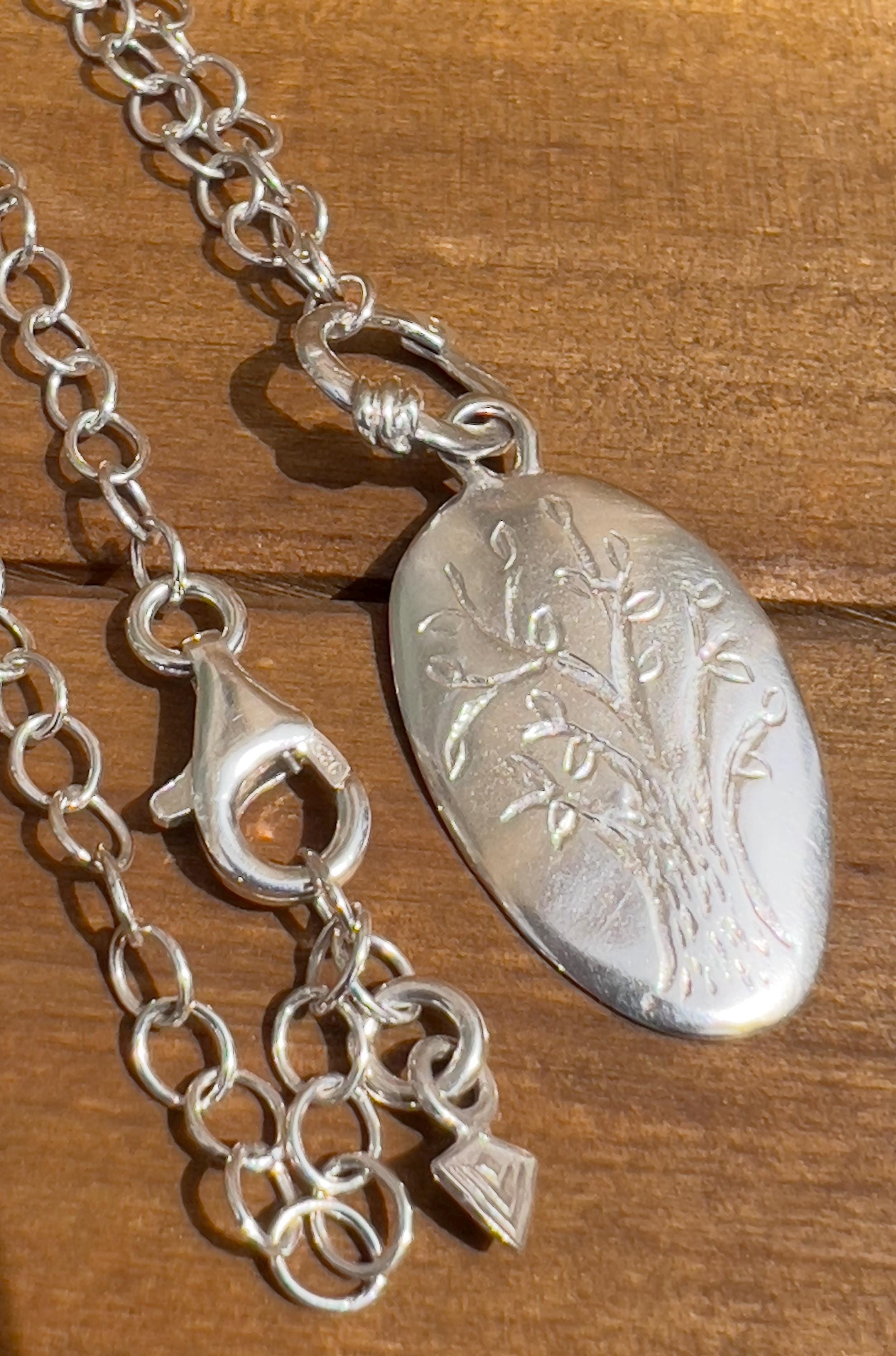 Silpada 925 Sterling Silver Family Tree Oxidized Pendant Necklace N1878 HTF RARE