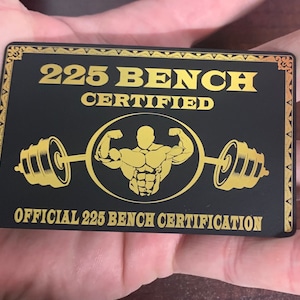 Officieel 225lbs Bench certificaat GymMetal Card Aangepaste metalen cadeaukaart Cadeau Speciaal metalen cadeau Aangepast bericht Verjaardag Valentijn Hollyday