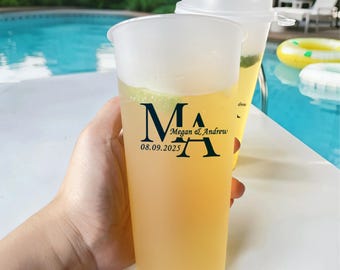 Gepersonaliseerde matte bekers monogram bruiloft bekers aangepaste trouwbedankjes bruidsmeisje plastic bekers verlovingsfeest repetitie diner decoraties