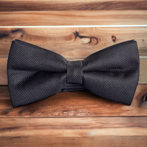 Black Linen Bow Tie For Wedding, Ceremony Groomsmen, Men's Bow Tie, Ring Bearer Bow Tie, Prom, Formal Event Bow Tie, Festive Black Bow Tie