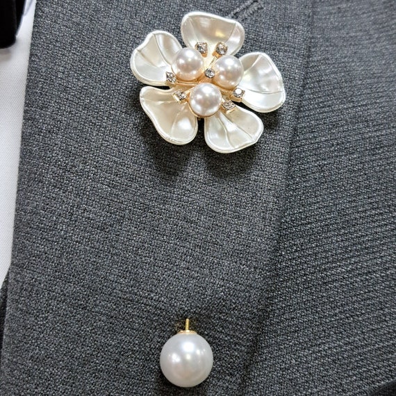 Handmade Pearl Rhinestone Lapel Pin: Groomsmen Wedding Brooch