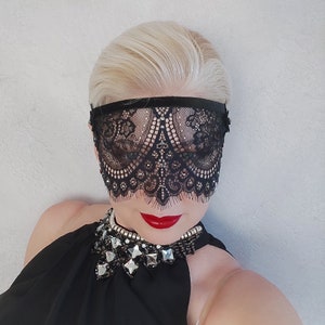 Black lace mask Masquerade mask Roleplay mask  Women&#39;s mask Masquerade Wedding mask Mardi gras mask Blindfold lace mask Half face mask