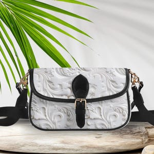 Creme Handtasche Western Rollendruck Kunstleder Crossbody Bag
