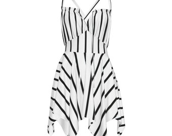 流れるようなスカートと不規則な裾が付いたスイートハートコルセットトップドレス、セクシーな黒と白のストライプのレディーススリップドレス