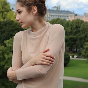 Recycled Mesh Langarm Top | Schlichtes Öko-Netz | Pastell Beige- Nachhaltige Mode