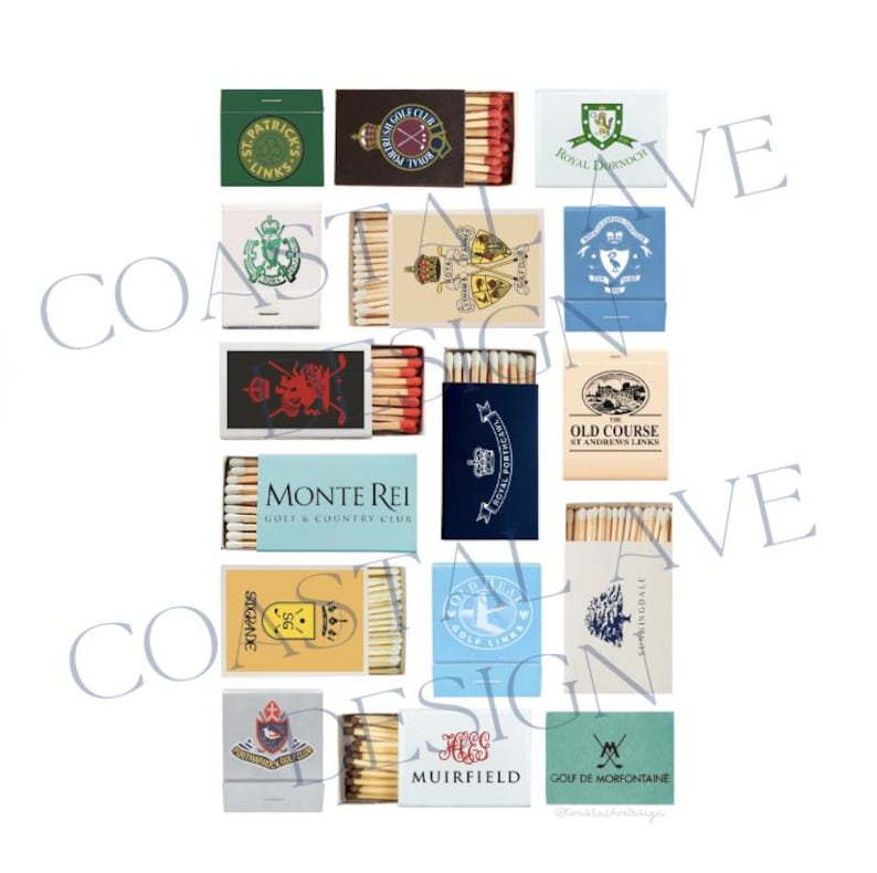 Op de afbeelding: Een verzameling luciferdoosjes met verschillende golfbaanlogo's. De luciferdoosjes zijn in een rasterpatroon gerangschikt en hebben verschillende kleuren en ontwerpen. Sommige van de logo's zijn "St. Patricks Links", "Royal Portrush Golf Club", "Royal Dornoch", "Monte Rei Golf & Country Club", "Old Course St. Andrews Links", "Muirfield" en "Golf de Morfontaine".