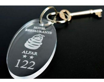 Personalized "Oval" key ring in transparent plexiglass