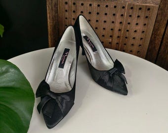 Vintage Nina Black Satin Pointed-Toe Pumps with Bow