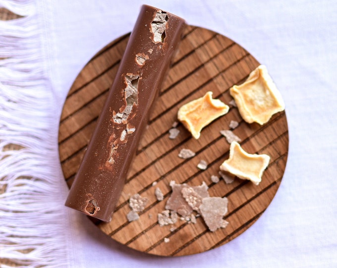 Milk Golden Chocolate Bar | Handmade Chocolate Bars | Chocolate Bars with Dried Freeze Mango | Perfect Gift | Occasion Gift