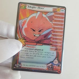 Tarjeta proxy holográfica UR de Majin Buu n.° 151