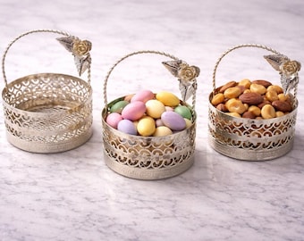 Canastas de servir pequeñas de filigrana plateadas estilo años 80, 12 unidades, ideales para bodas, 2,5 x 3 pulgadas.
