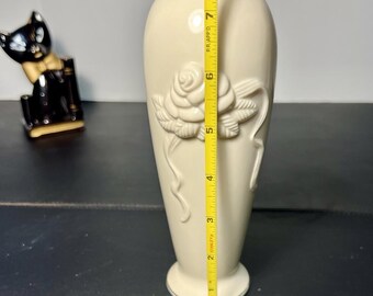 Lenox 1980s Rose Blossom Handcrafted Cream Vase 3D 24K Gold Trim