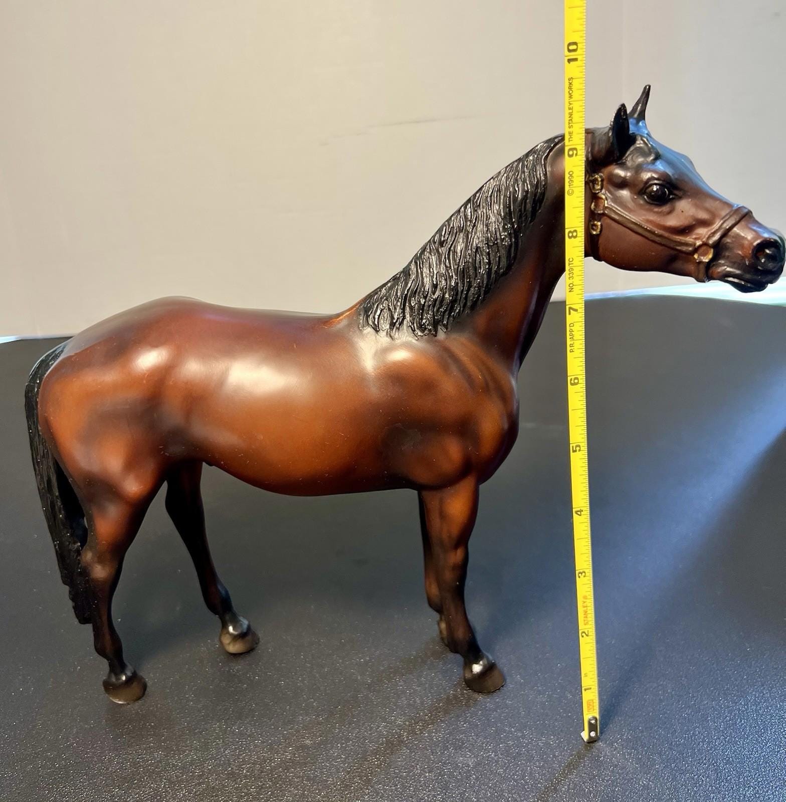 Breyer 2003 Bay Brown War Admiral American Thoroughbred Eye