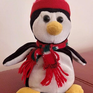 Vintage Cuddle Wit Plush Black White Yellow Penguin Red Knitted Hat Scarf 8&quot;