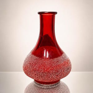 Pier 1 Imports, 1990er Jahre, rubinrote Zuckerkristallglas-Duftstäbchenvase, 14 cm