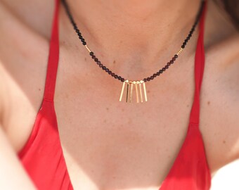 Handmade beaded necklace, boho choker Garnet Spinel natural gemstones, gold plated necklace, minimalist jewellery