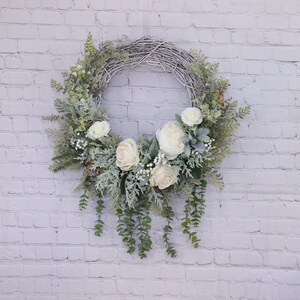 Spring and summer front door porch wreath, indoor outdoor very impressive seasonal decoration, home decor, year round gift ideas.