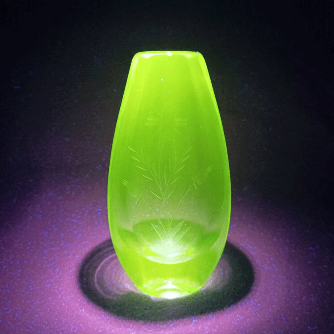 Vintage Uranium Glass Vase Etsy